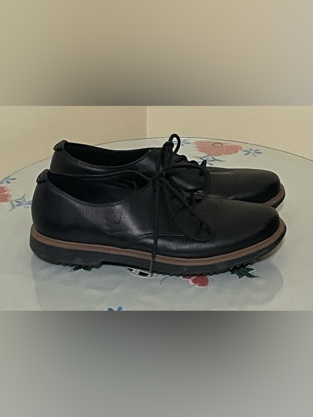 Clark’s Collection Women’s Black Lace-Up Casual Shoes Size 8